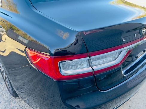 Used 2019 Lincoln Continental AWD w/ Equipment Group 500A image 9