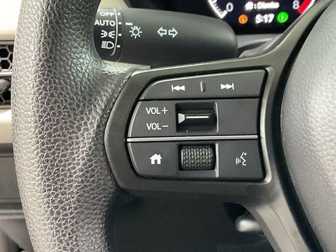 Certified 2026 Honda HR-V LX image 10