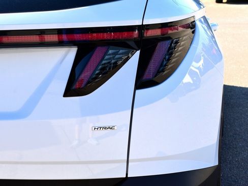 New 2026 Hyundai Tucson Limited image 12