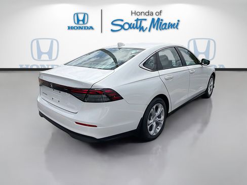 New 2026 Honda Accord LX image 7