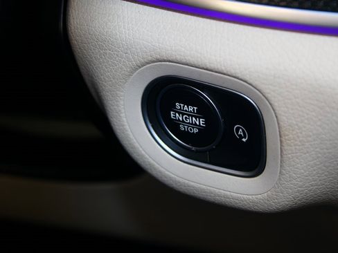 Used 2023 Mercedes-Benz GLS 450 GLS 450 w/ AMG Line Exterior image 21