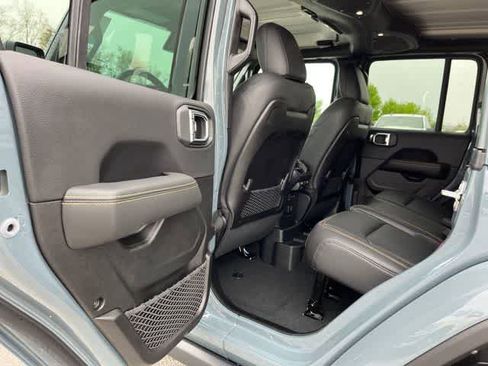 New 2024 Jeep Wrangler Sahara w/ Technology Group image 23