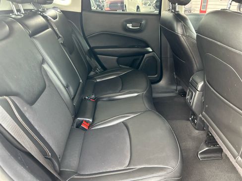 Used 2021 Jeep Compass Latitude w/ Driver Assistance Group image 26