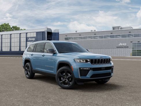 New 2026 Jeep Grand Cherokee L Limited image 2