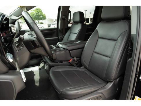 Used 2025 GMC Sierra 1500 SLT AWD/4WD image 12