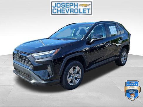 Used 2023 Toyota RAV4 XLE FWD image 3