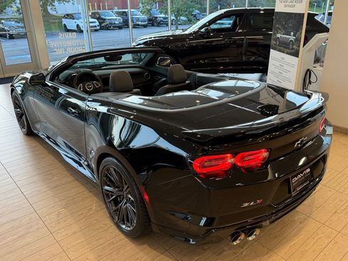 Used 2022 Chevrolet Camaro ZL1 RWD image 29