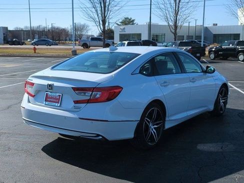 Used 2022 Honda Accord Touring image 5