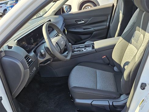 New 2026 Nissan Sentra SV image 3