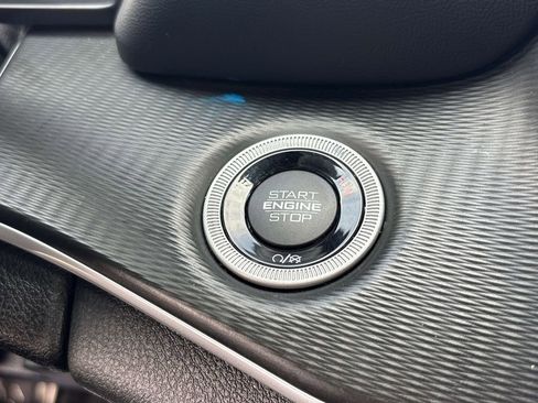 Used 2023 Jeep Grand Cherokee L Laredo image 32