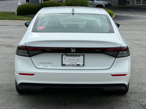 Used 2023 Honda Accord EX image 7