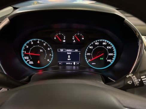 Used 2023 Chevrolet Equinox LS image 39