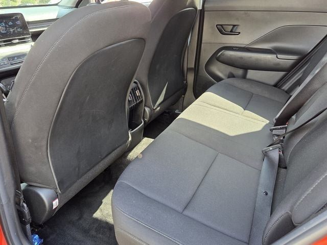 Used 2025 Hyundai Kona SEL FWD image 11