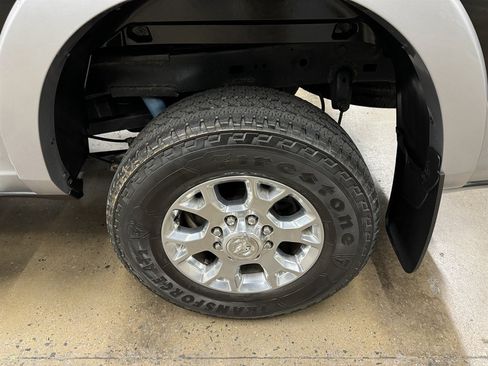 Used 2019 RAM 2500 Laramie AWD/4WD image 9