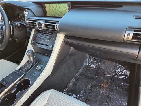 Used 2019 Lexus RC 300 F Sport image 22