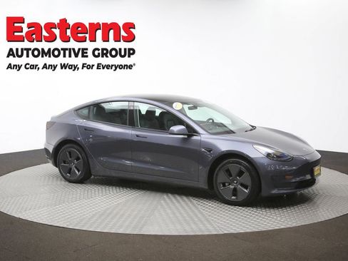 Used 2022 Tesla Model 3 image 45