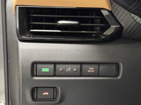 New 2025 Nissan Sentra SV w/ SV Premium Package image 19