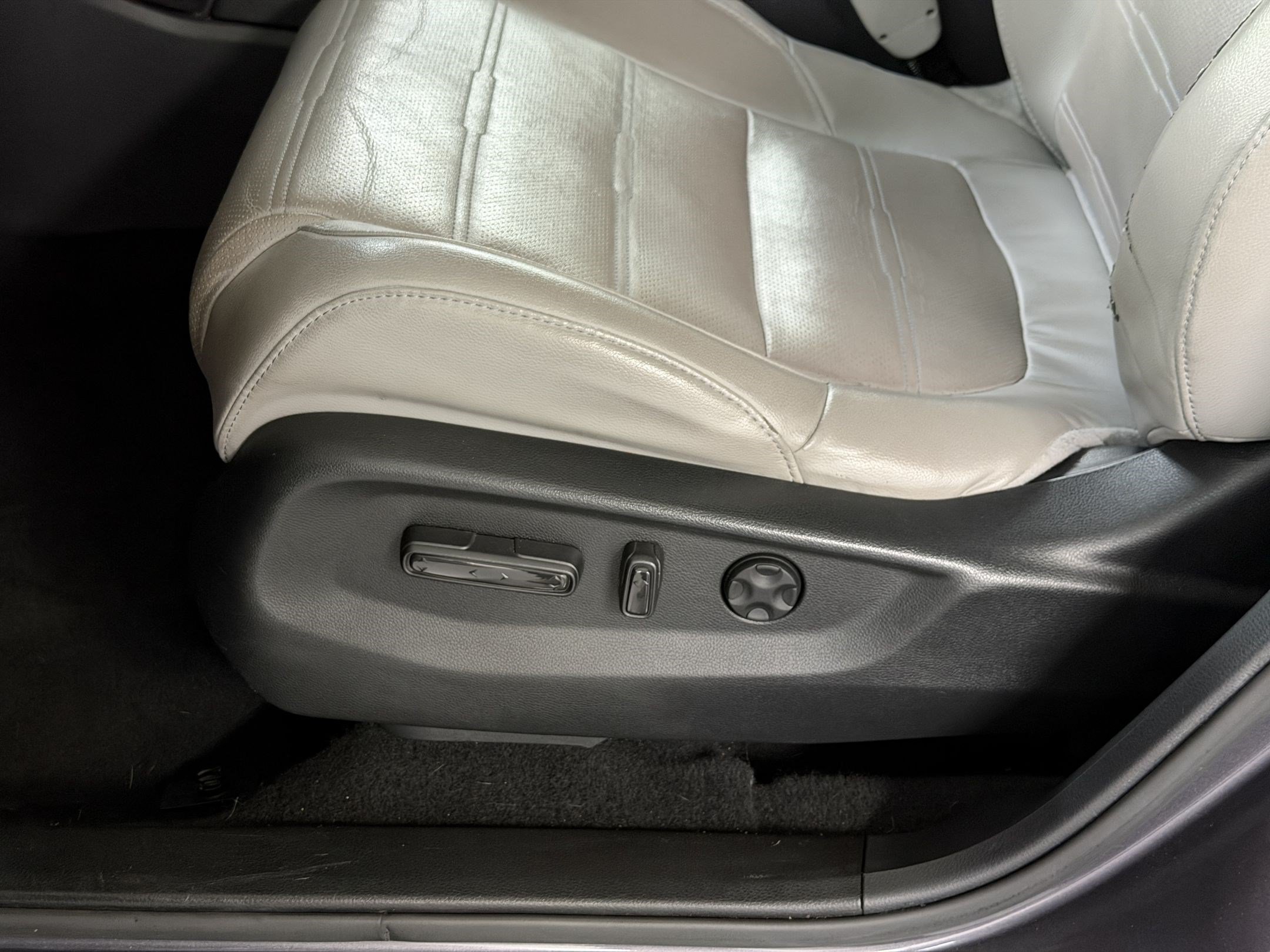 Used 2018 Honda CR-V Touring image 15