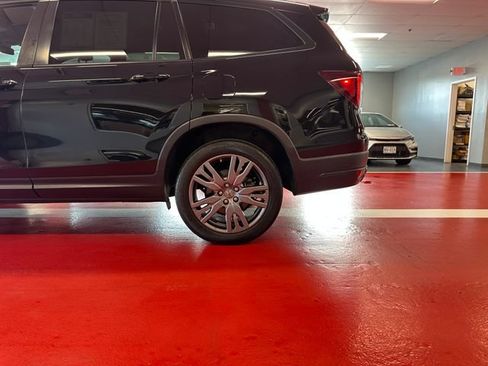 Used 2022 Honda Pilot Sport image 28