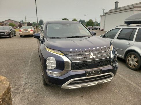 Used 2022 Mitsubishi Outlander SE AWD/4WD image 5