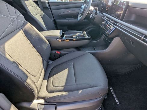 Certified 2025 Hyundai Tucson Blue image 19