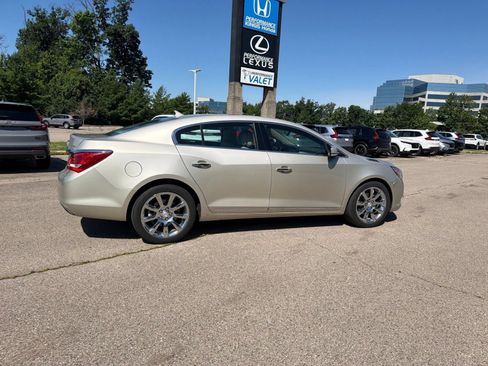 Used 2014 Buick LaCrosse Premium w/ Driver Confidence Package FWD image 14