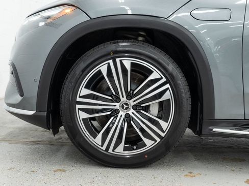Used 2023 Mercedes-Benz EQS 450+ 4MATIC SUV w/ Exclusive Trim Package image 42
