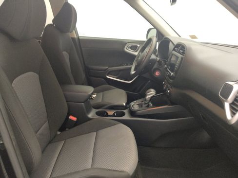 Used 2022 Kia Soul LX FWD image 21