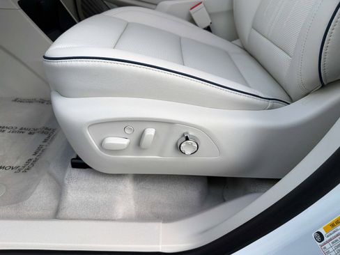 New 2026 Buick Enclave Avenir w/ Super Cruise Package image 19