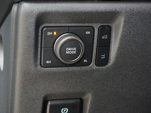 Used 2025 Ford Expedition Max Active AWD/4WD image 24