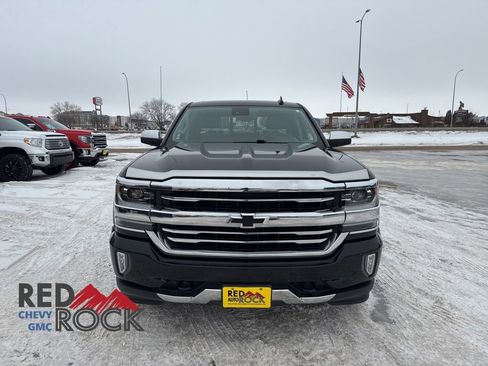 Used 2017 Chevrolet Silverado 1500 High Country image 2