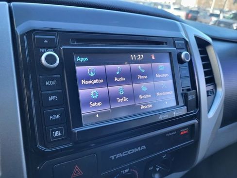 Used 2015 Toyota Tacoma 4x4 Double Cab image 24