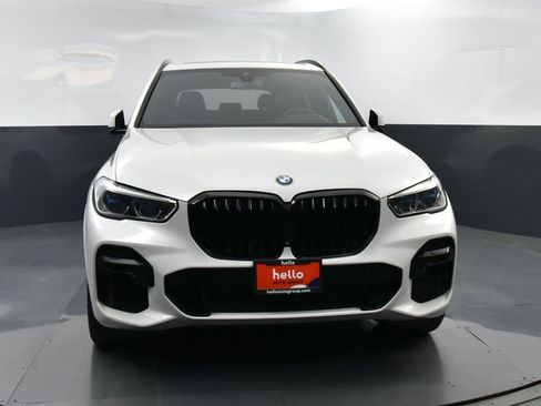Used 2022 BMW X5 M50i w/ Executive Package image 3