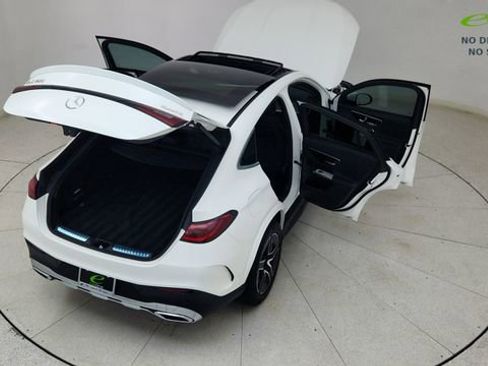 Used 2025 Mercedes-Benz GLC 300 4MATIC image 89