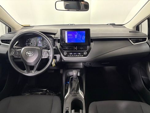 Used 2023 Toyota Corolla LE FWD image 36