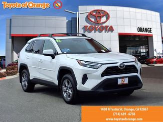 Used 2022 Toyota RAV4 XLE image 1