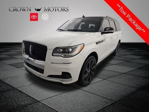 Used 2022 Lincoln Navigator L Black Label image 3