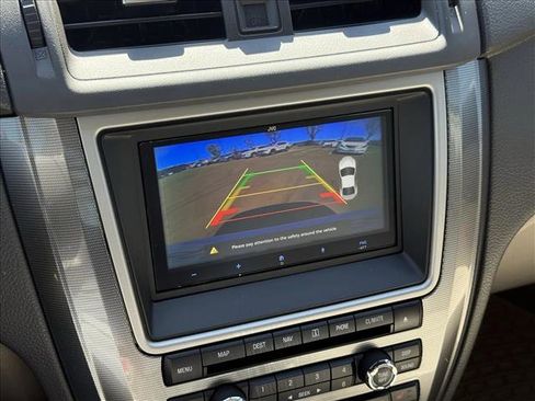Used 2011 Ford Fusion SEL w/ 302A Rapid Spec Order Code FWD image 12