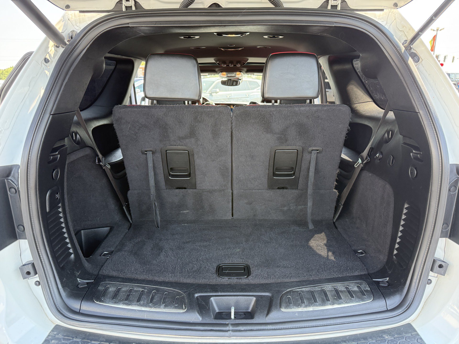 Used 2021 Dodge Durango R/T w/ Tow 'N Go Package AWD/4WD image 33