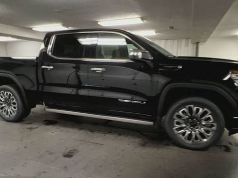 New 2026 GMC Sierra 1500 Denali Ultimate AWD/4WD image 9