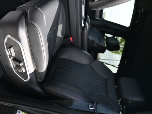 New 2026 Jeep Grand Wagoneer L Limited image 16