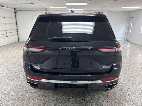 Used 2023 Jeep Grand Cherokee Overland w/ MOPAR Finishing Package image 6
