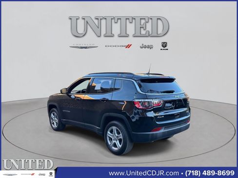 Used 2023 Jeep Compass Latitude w/ Sun and Sound Group image 6