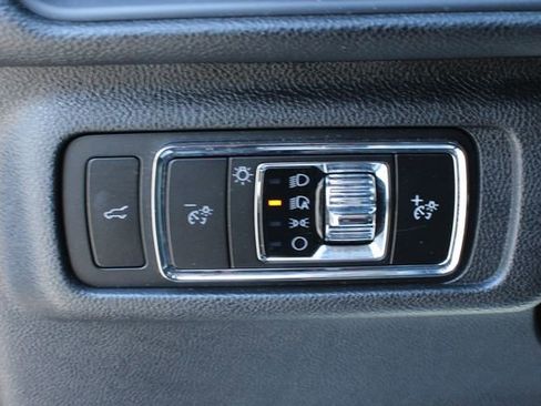 Used 2024 Lincoln Corsair AWD w/ Equipment Group 101A image 15