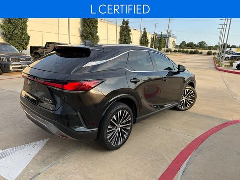 Used 2025 Lexus RX 350 w/ Convenience Package AWD/4WD image 2
