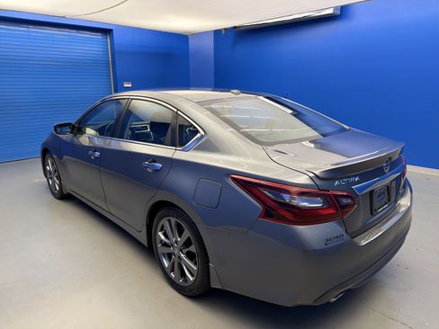 Used 2018 Nissan Altima 2.5 SR w/ SR Special Edition image 5