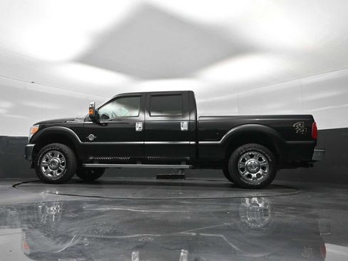 Used 2012 Ford F250 Lariat w/ Chrome Pkg image 27