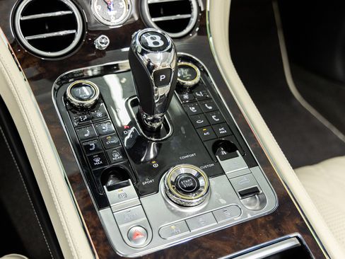 New 2026 Bentley Continental GTC AWD/4WD image 41
