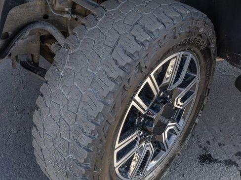 Used 2013 GMC Sierra 3500 Denali image 13