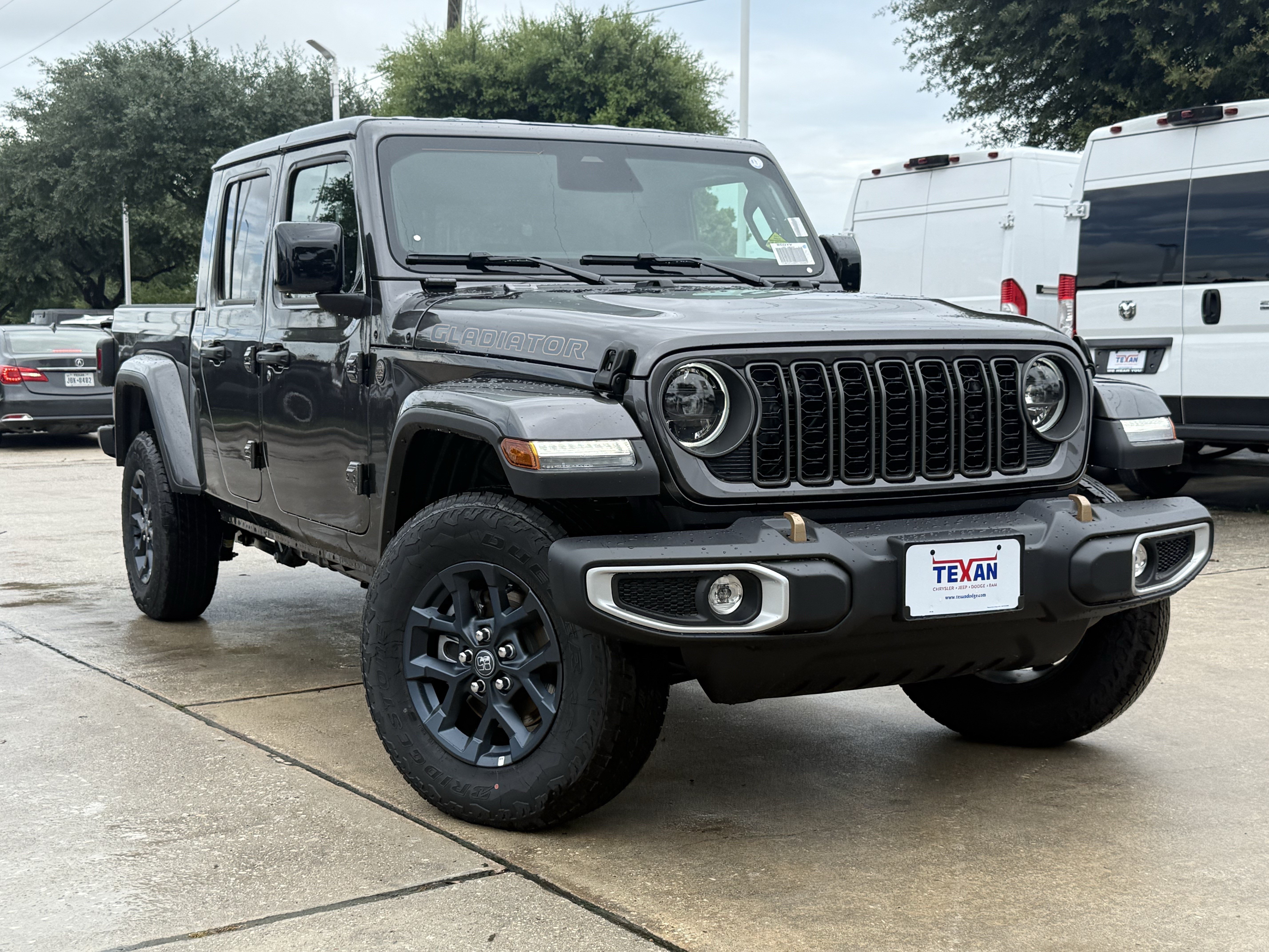 New 2026 Jeep Gladiator Sport AWD/4WD image 2